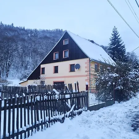 C. 3 Casa vacanze *