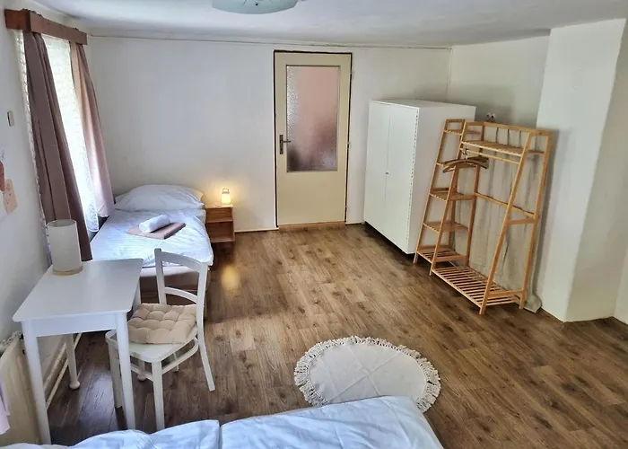 C. 3 Casa vacanze Perštejn