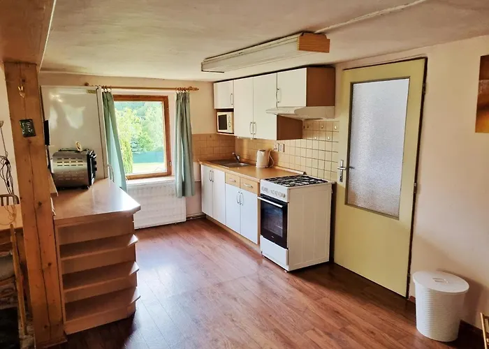 C. 3 Casa vacanze *